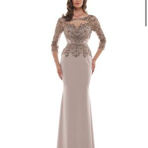 Elegant Long Sleeve Embroidered Evening Gown